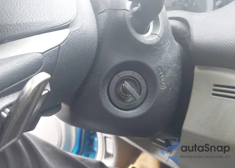 2010 Honda Insight Ex from USA, damaged, VIN JHMZE2H76AS016584